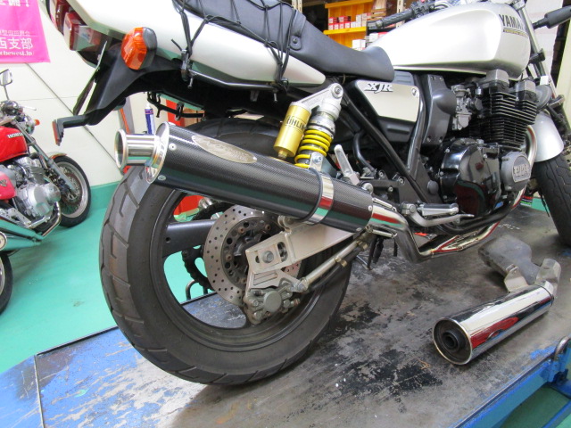 【セール新作】xjr400 マフラー パーツ