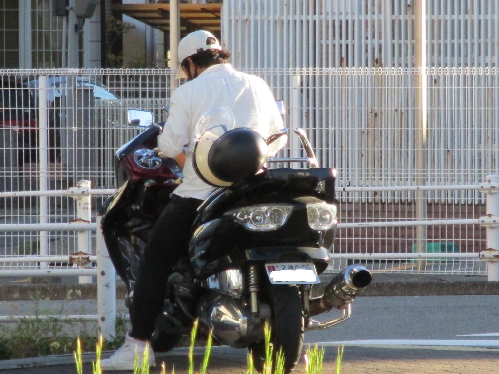 神戸ホンダフォルツァ２５０ 不正改造車 犯罪です！神戸バイクショップ 