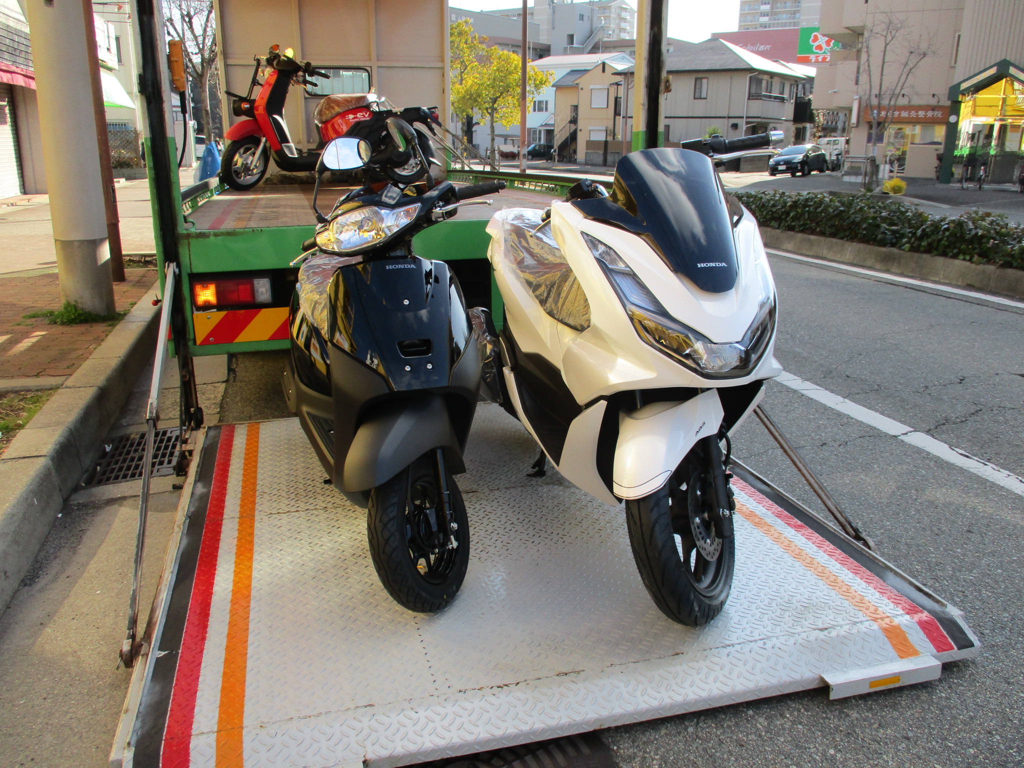 神戸市長田区・須磨区・兵庫区のおすすめスクーターバイク中古車新車お探しはバイク屋SAKAEへ